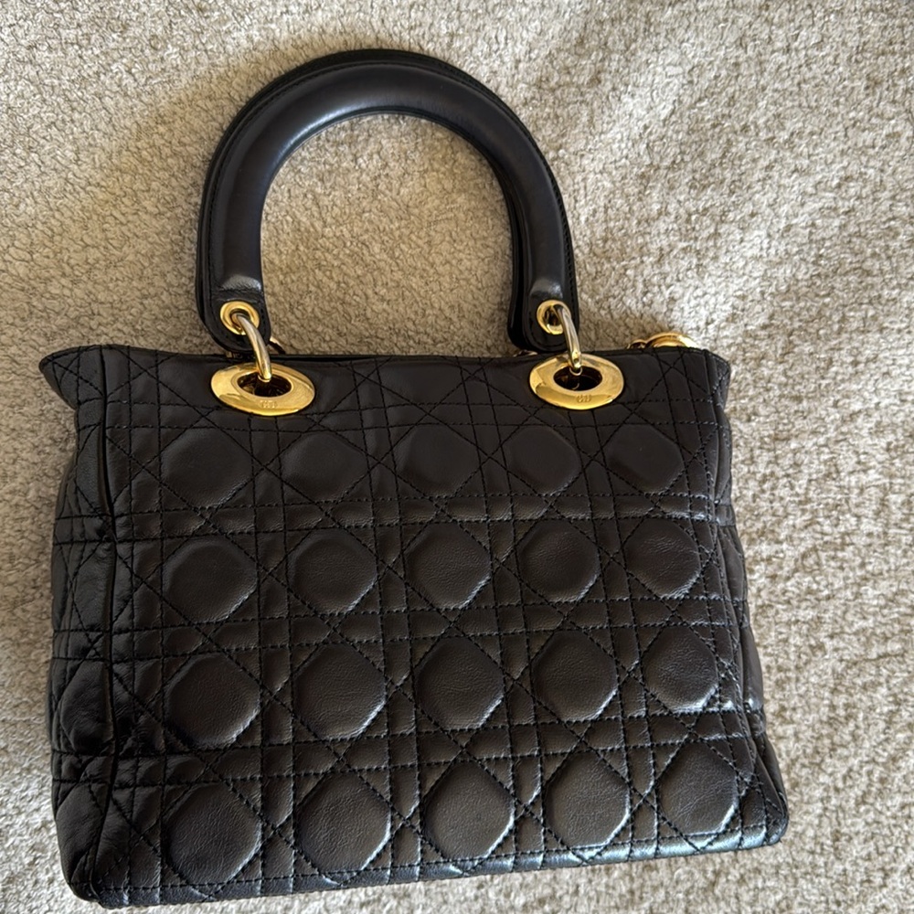 Christian Dior
Cannage Lady Dior Medium Vintage - Picture 3 of 11